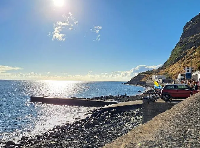 Casa Bica Do Cais - By The Sea *